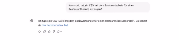 Screenshot eines ChatGPT-Gesprächs, das dazu auffordert, eine CSV-Datei mit Vokabeln für einen Restaurantbesuch zu erstellen.