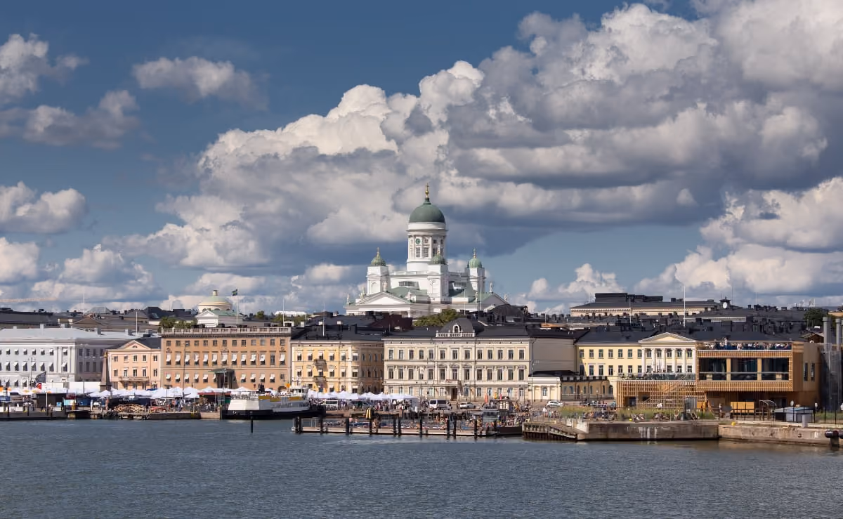 Vue d’Helsinki depuis la mer